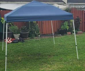 9 x 9ft instand canopy