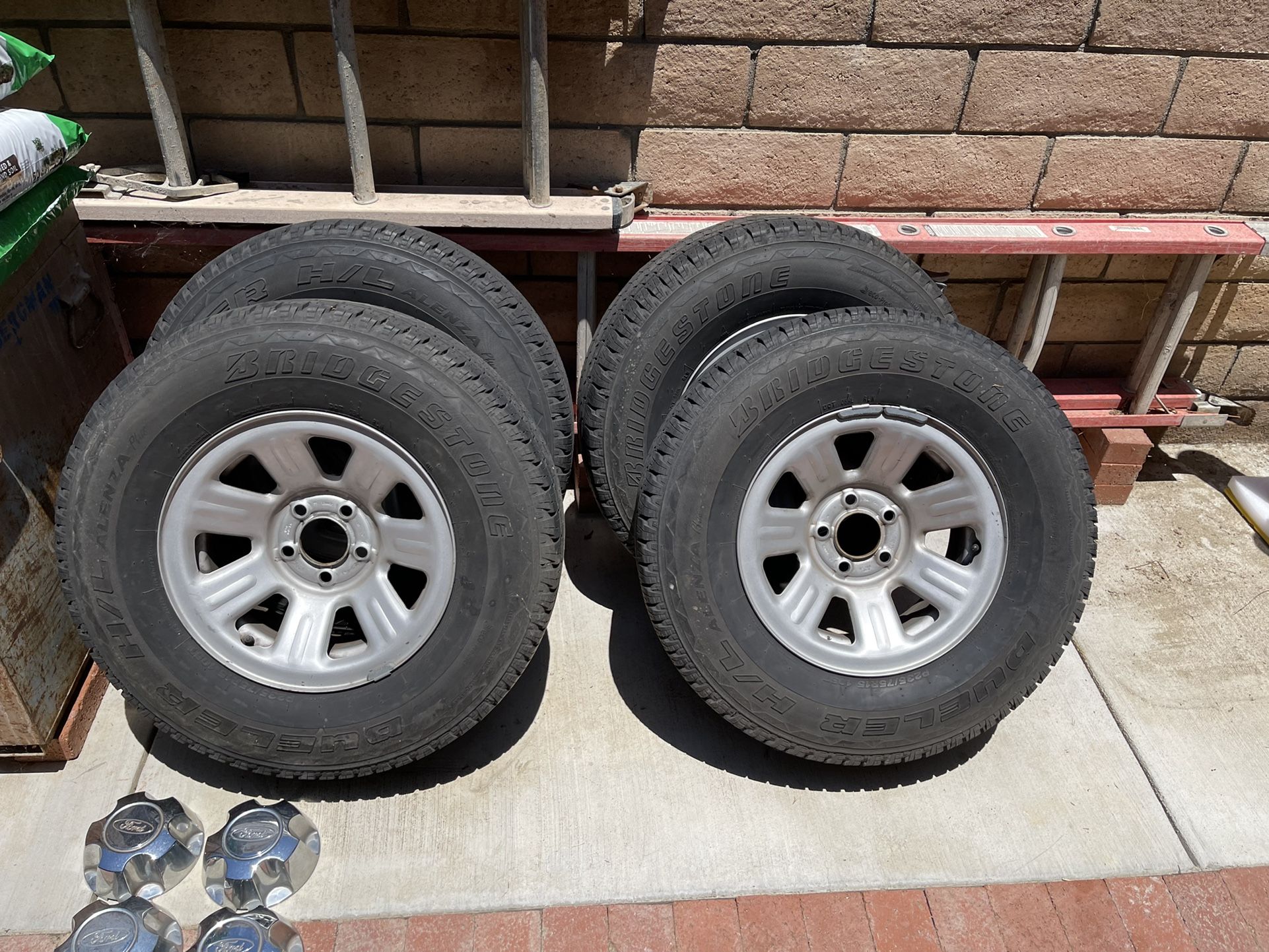 2010 Ford Ranger Wheels, Tires And Center Caps