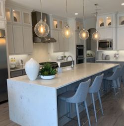 Custom Kitchen Cabinets