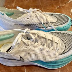 Women Running Shoes 