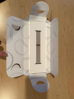 Apple Watch 46mm Gold Milanese Loop S/M Brand New Sealed