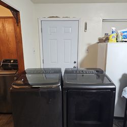 SAMSUNG STAINLESS STEEL WASHER AND DRYER SET BOTH ELECTRIC XL CAPACITY 5.3 CU DELIVERY AVAILABLE FOR EXTRA FEE WE DO REPAIRS