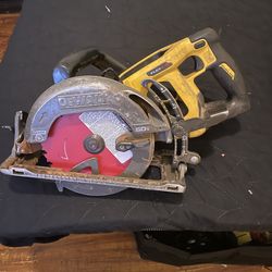 Dewalt 60v flexvolt saw