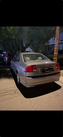 2005 Honda civic sedan