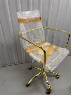 Desk chair