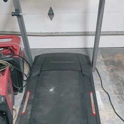 4.0 Pro-Form Treadmill 