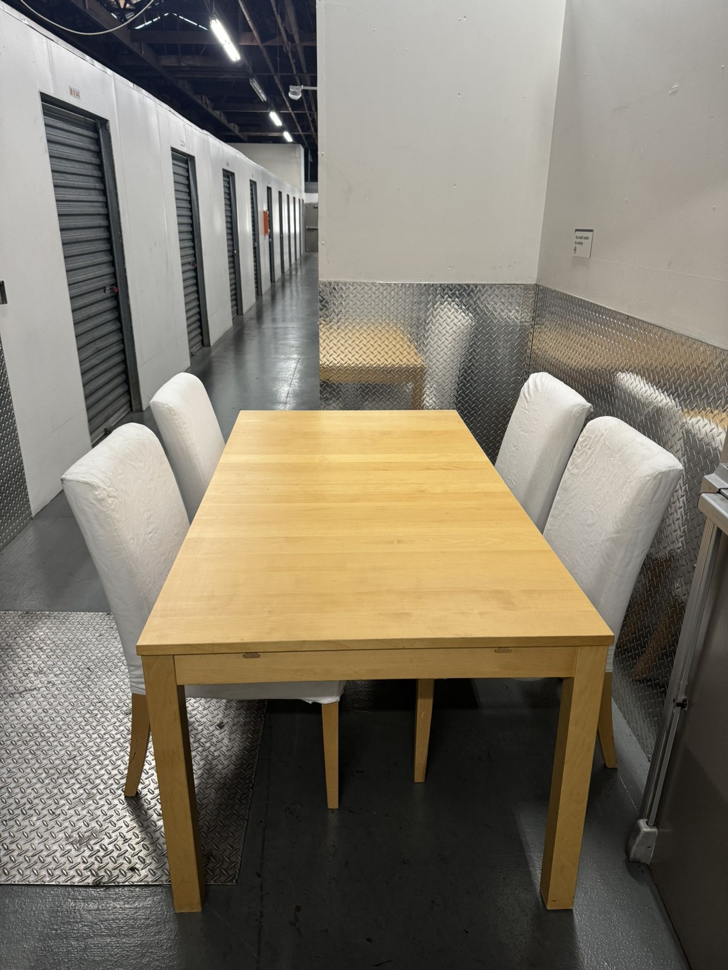 Dining Table Perfect For Gatherings