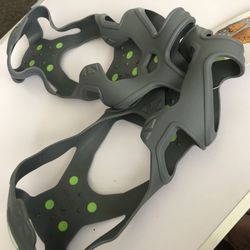 Easy Spike XL Winter Walking Over Your Boots 