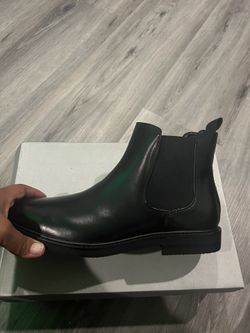 Kenneth Cole Peyton Chelsea Size 10 Boots