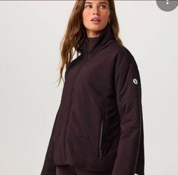 Vuori insulated Maroon jacket xxs