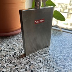 Supreme Flask