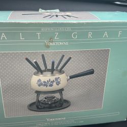 Yorktown  Pfaltzgraff  Fondue Set