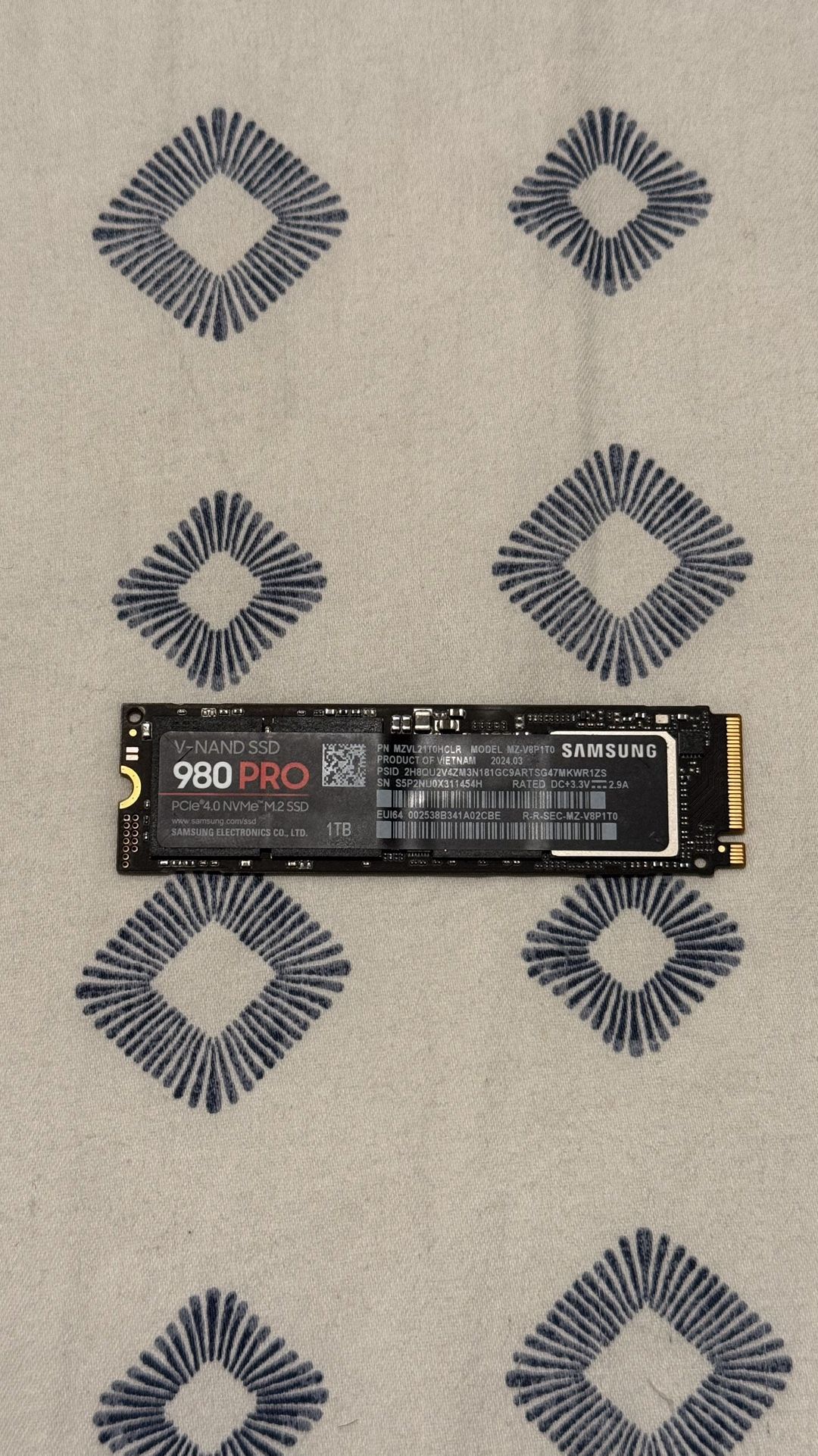 Samsung 980 Pro 1TB NVME Gen 4 SSD/Storage Drive