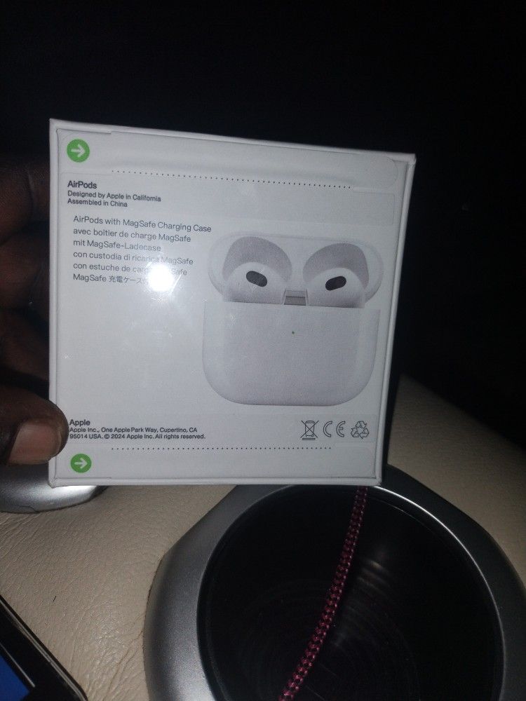 Apple Airpods Brand new
