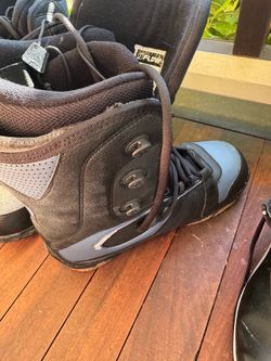 Flow Size 12 Snowboard Boots