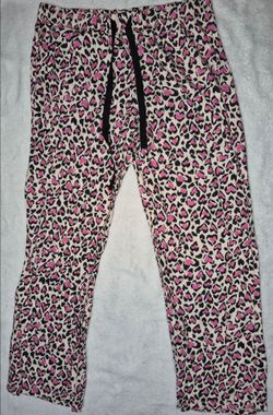 Victoria's Secret NWOT Large Short Pink Heart Leopard Pajama Pants Cozy Sleepwear