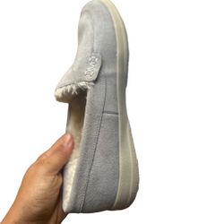 NWB Women's Vionic Lynez Light Grey