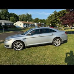 2013 Ford Taurus