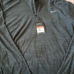 Nike Drifit Quarter Zip Jacket $35. New. Pickup In Oakdale