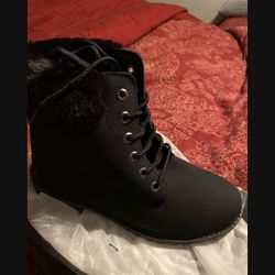 Womens Black Boots 