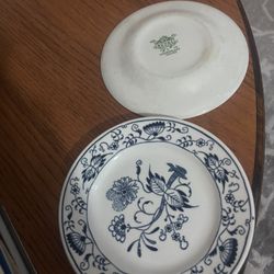 Royal china Doorn Dessert Plates 
