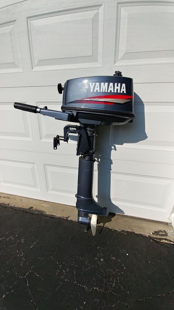 1999 Yamaha 5 hp outboard engine