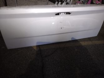 2019 Dodge Ram Tailgate