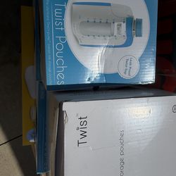 Kiindie twist pouches