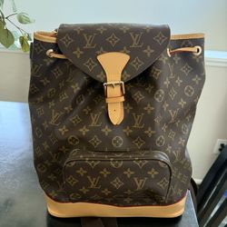 Louis Vuitton  Montsouris Backpack Medium