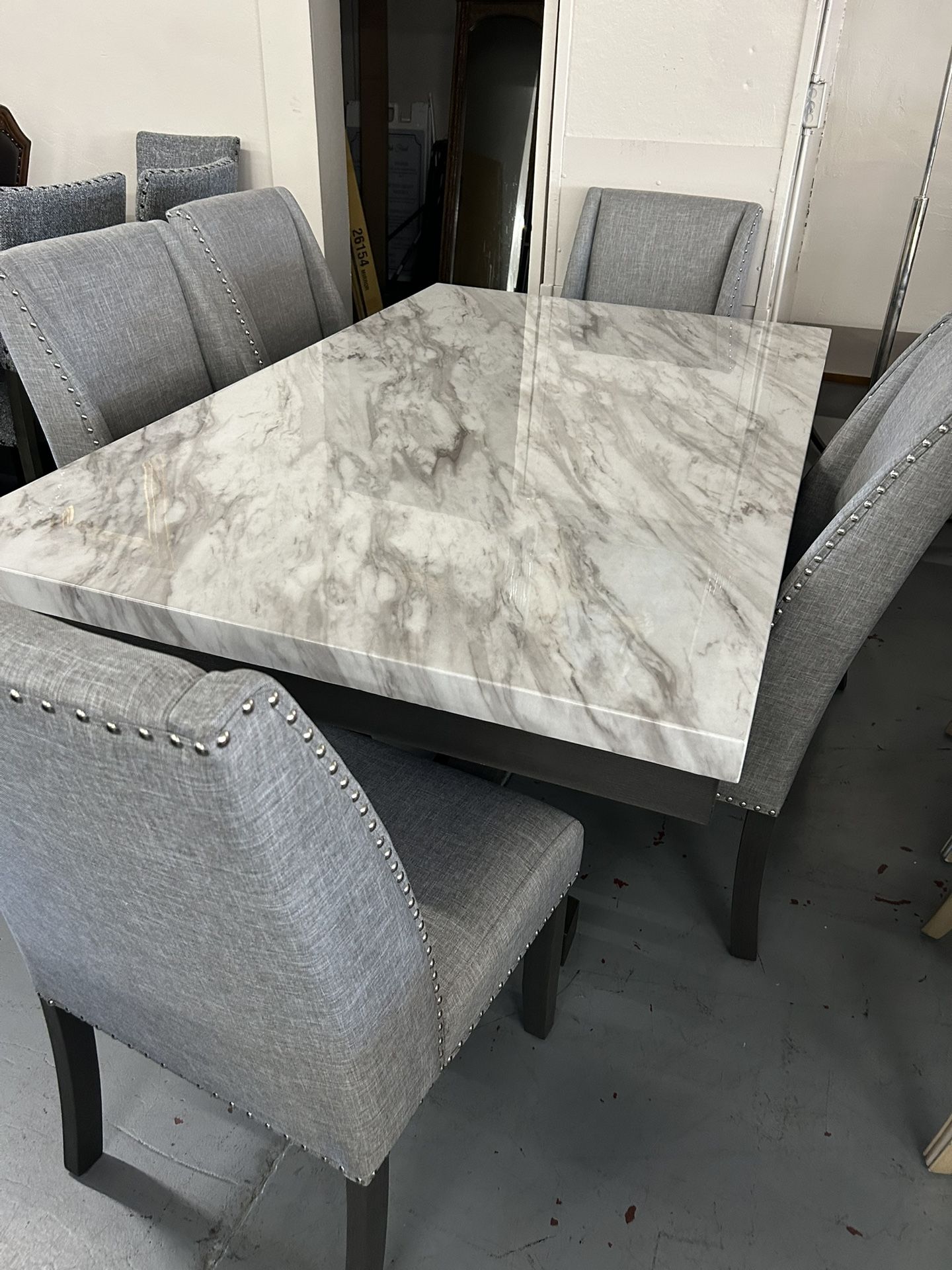 Marble Dining Tables