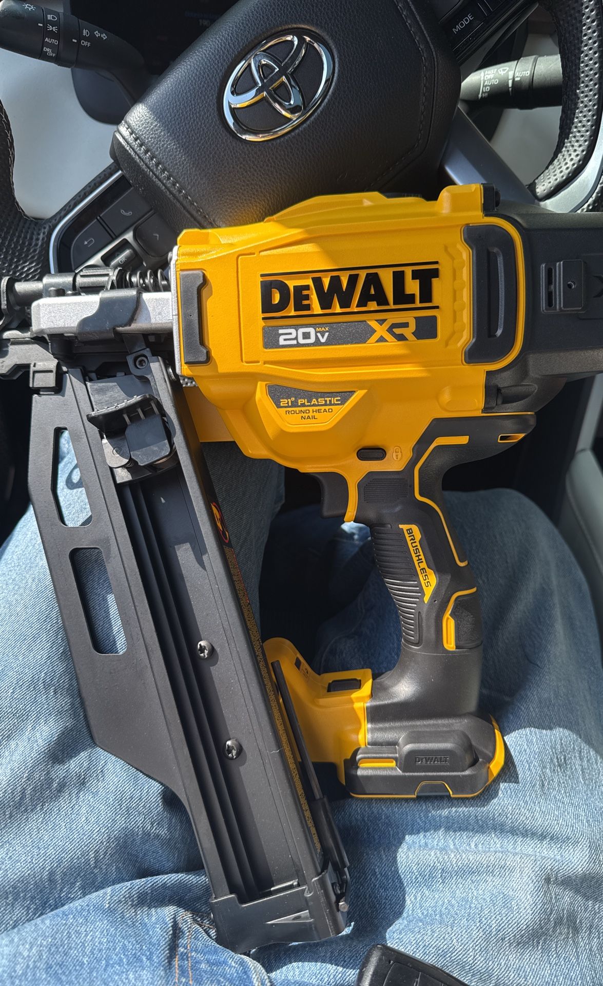 Dewalt 20v Max XR 21 Degree Collated Framing Napier