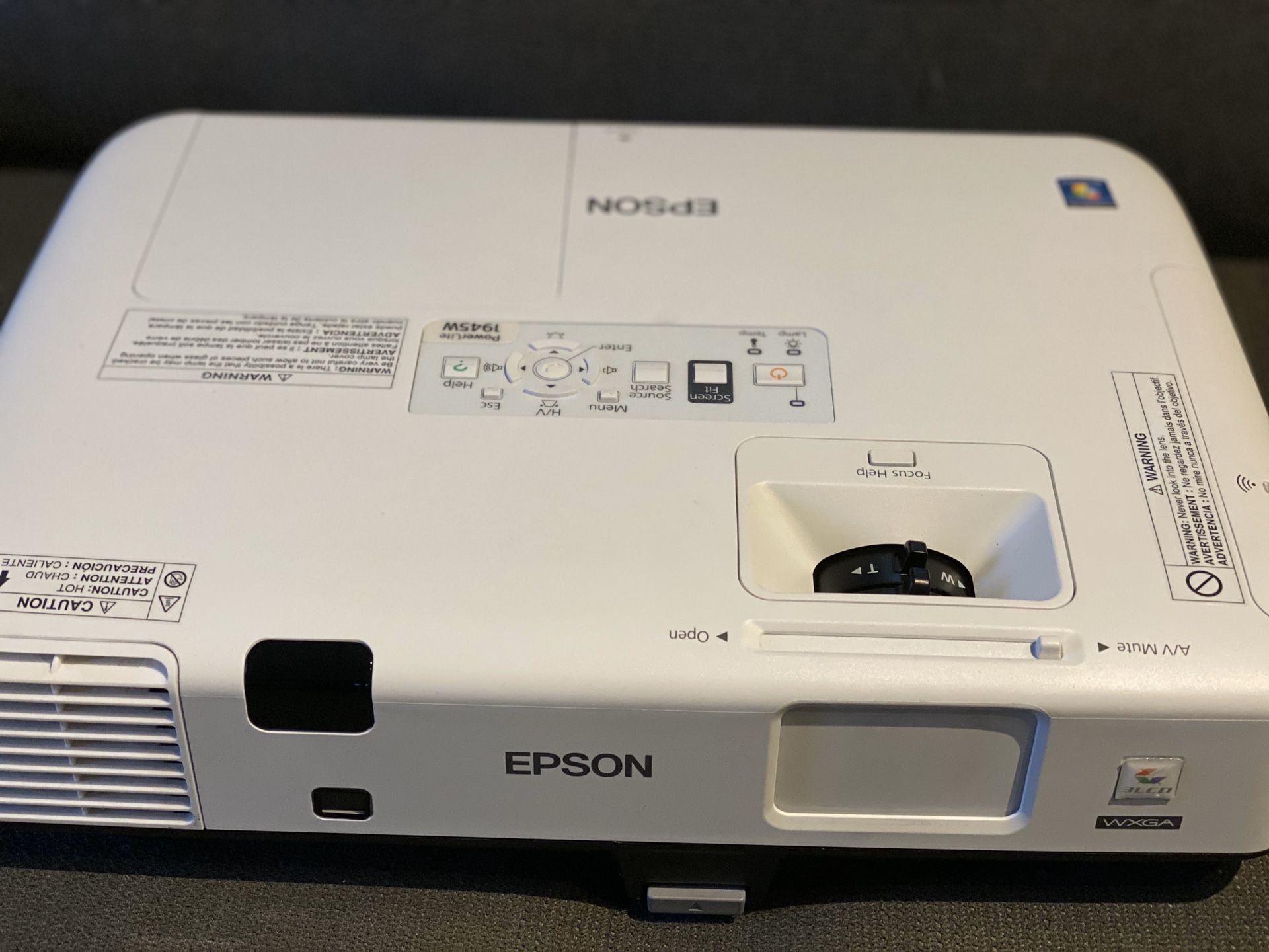 EPSON H471A Projector