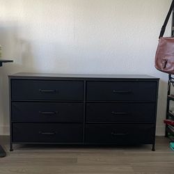 Black Dresser (6 drawers)