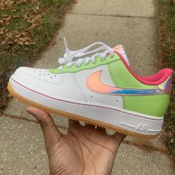 Ds Nike Air Force 1 GS – Irridescent Swoosh