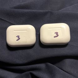 Air pod pro 3 used good condition