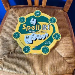 Spell It! Spell It To Win Party Family Fun Game 