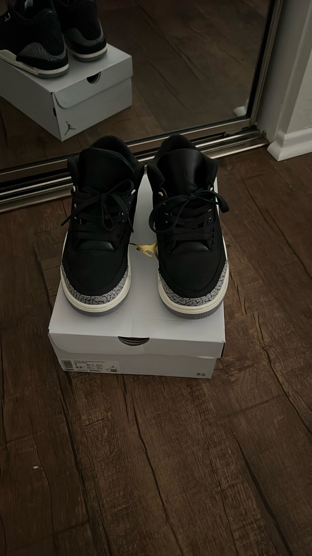 WMNS AIR JORDAN 3 RETRO