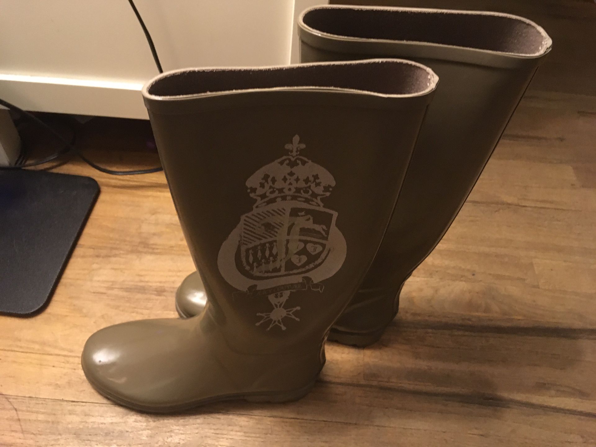 Juicy Couture Green Rain Boots