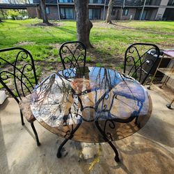 Glass table and chairs 3