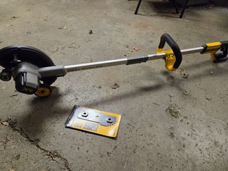 Dewalt edger DCED400 - Brand new with replacement blade