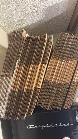 Shipping box