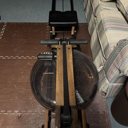 Water Rower With S4 Monitor