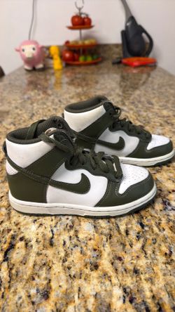 Nike Dunk High Forest Green Size 11.5C