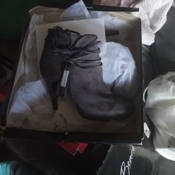 Women's Boots Size 10