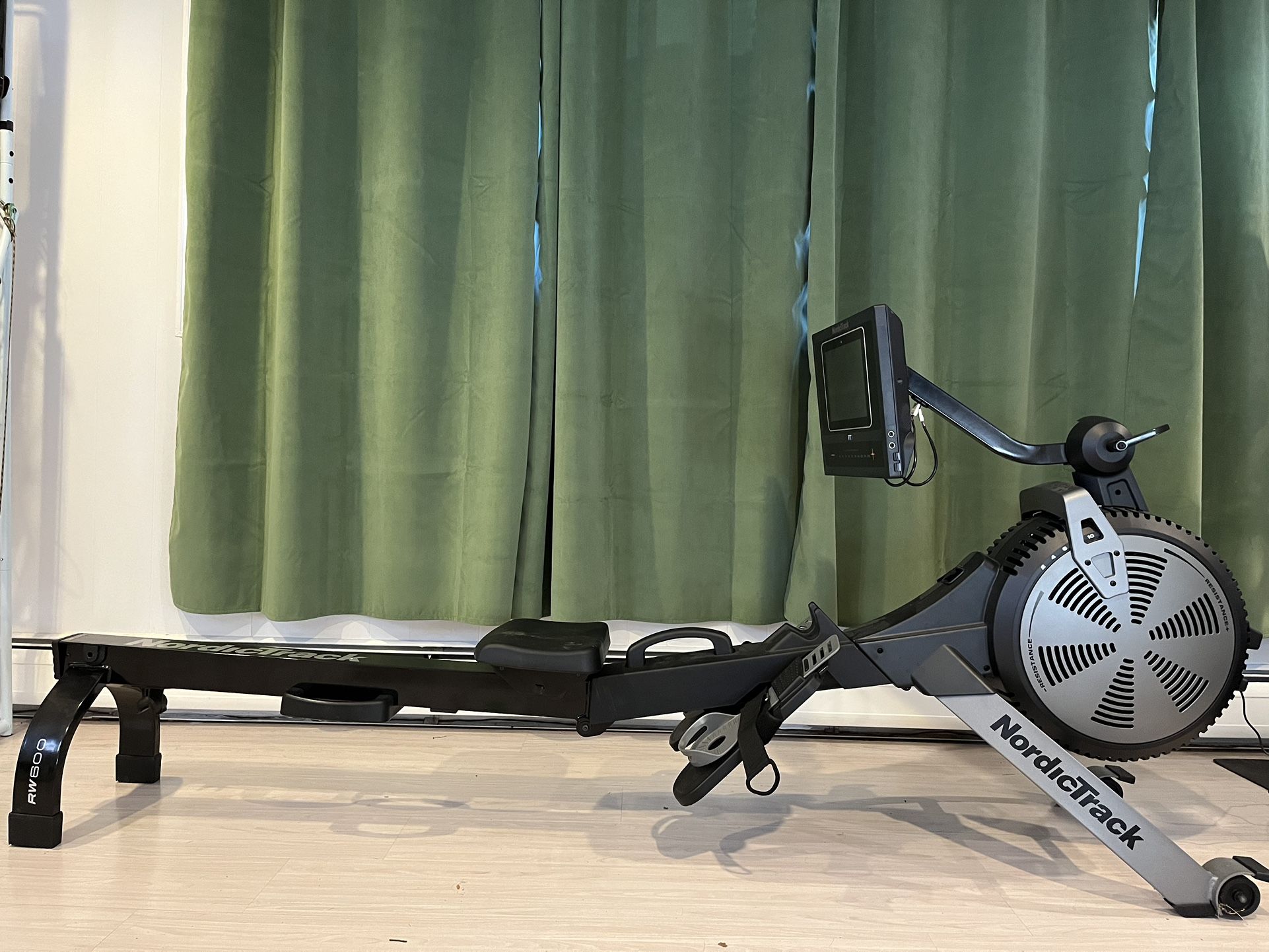 NordicTrack RW600 Rower