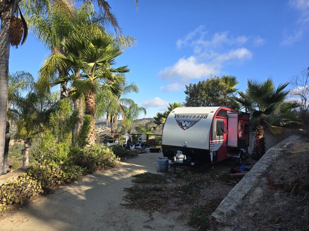 2016 Winnebago Minnie drop