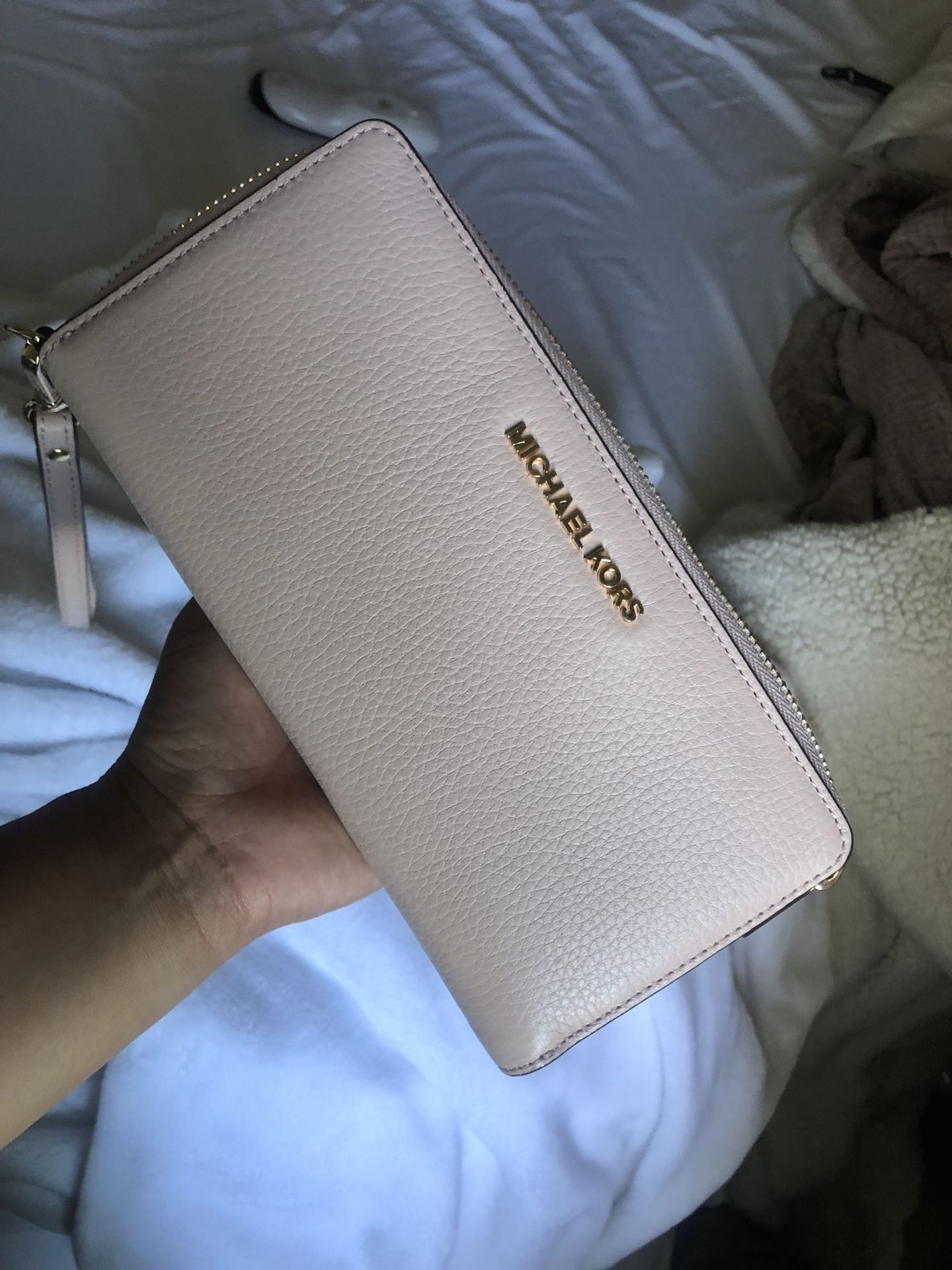 Michael Kors wristlet