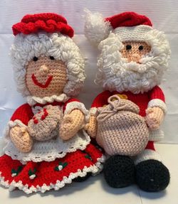 2- Vintage Handmade Crocheted 13” Inch Tall Santa and Mrs. Claus Plush Dolls Christmas Decor