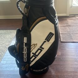 Cobra Tour Bag