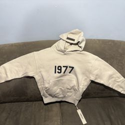 Kids Essential Hoodie 